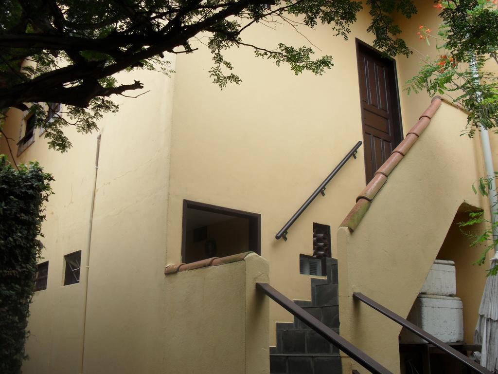 Hotel Estalagem Tatui Cabo Frio Exterior foto